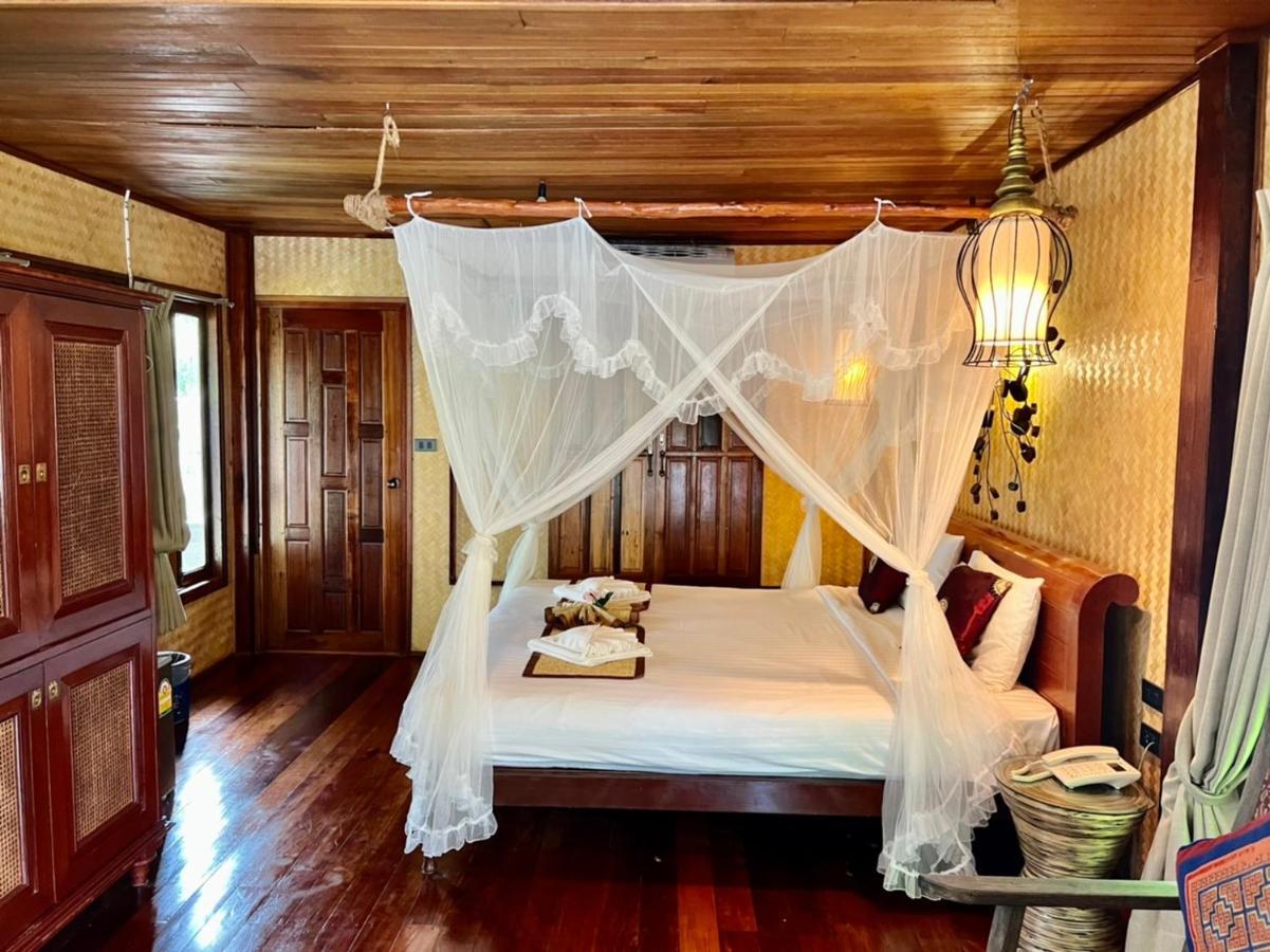 Bora Bora Villa Phuket Chalong Luaran gambar