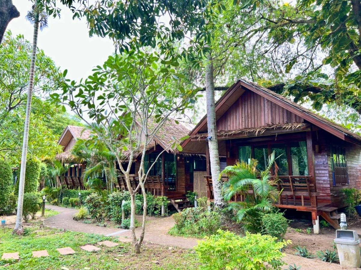 Bora Bora Villa Phuket Chalong Luaran gambar
